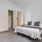 Familiar Privado Apartman
